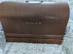 1948 Vintage Singer Sewing Machine AH621910 Bentwood Case