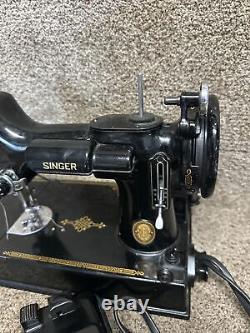 1951 SINGER 221 FEATHERWEIGHT SEWING MACHINE -With Pedal & Case NMint Condition