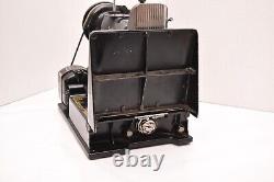 1951 SINGER 221 FEATHERWEIGHT SEWING MACHINE -With Pedal & Case Vintage