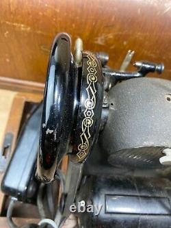 1952 Vintage Antique Old Singer Model 128 Sewing Black Machine Godzilla Wrinkle