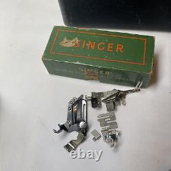 1953 Antique Vintage SINGER 221 Featherweight Sewing Machine Case