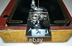 1959 Singer 99k Sewing Machine With Original Case