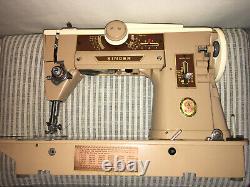 1959 Singer Type 401a sewing machine TIME WARP CONDITION! With carry case, pedal