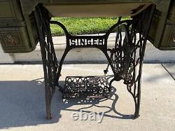 ANTIQUE 1900 SINGER Treadle Sphinx Sewing Machine With 5 Drawer Cabinet #N282615