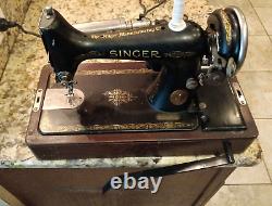 ANTIQUE 1926 SINGER SEWING MACHINE HANDCRANK ELECTRIC with CASE KNEE BAR