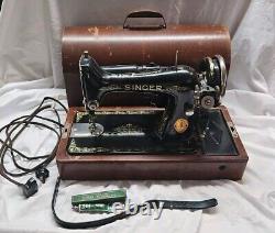 ANTIQUE 1935 SINGER AD949611 Sewing Machine BENTWOOD CASE & Knee Bar