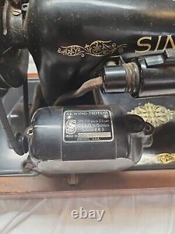 ANTIQUE 1935 SINGER AD949611 Sewing Machine BENTWOOD CASE & Knee Bar