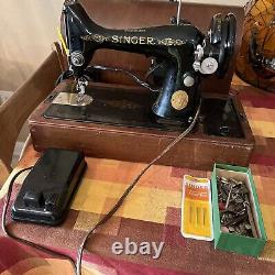 ANTIQUE ORNATE SINGER Motorized SEWING MACHINE BENTWOOD CASE Foot Pedal EF603625