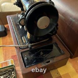 ANTIQUE ORNATE SINGER Motorized SEWING MACHINE BENTWOOD CASE Foot Pedal EF603625