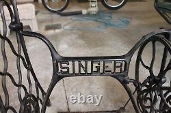 ANTIQUE SINGER TREADLE SEWING MACHINE CAST IRON TABLE BASE Local Pickup Only