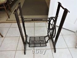 ANTIQUE SINGER TREADLE SEWING MACHINE CAST IRON and STEEL TABLE BASE LEGS