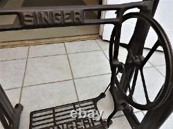 ANTIQUE SINGER TREADLE SEWING MACHINE CAST IRON and STEEL TABLE BASE LEGS
