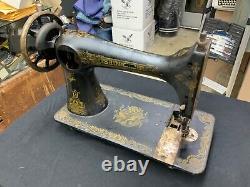 ANTIQUE Singer Sewing Machine 1900's