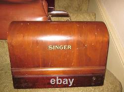 ANTIQUE VINTAGE 1929 SINGER SEW SEWING MACHINE WithCASE IN WORKING CONDITION