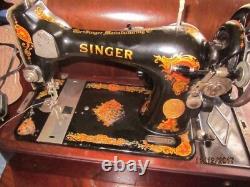 ANTIQUE VINTAGE 1929 SINGER SEW SEWING MACHINE WithCASE IN WORKING CONDITION