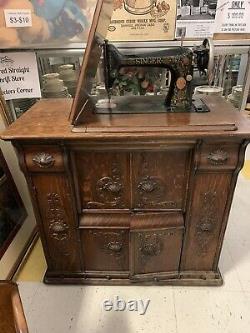 ANTIQUE VINTAGE Singer Treadle Sewing Machine in Ornate Drawing Room Cabinet