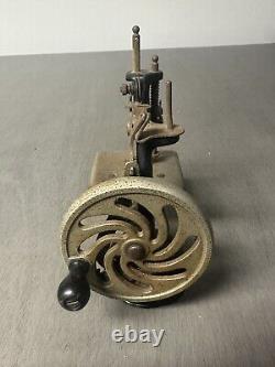 Almost Antique Singer 1928 Model No 20. Cast Iron Child's Sewing Machine, As Is