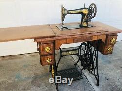 Antique 1874-1875 Singer class127 Sphinx Treadle Sewing Machine Model 16671265