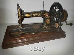 Antique 1879 Singer Sewing Machine 12k Fiddle base Hand Crank Acanthus Leaves
