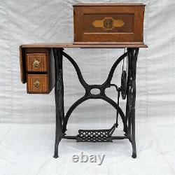 Antique 1882 Singer Model 12 Treadle Sewing Table Machine Gorgeous Cabinet