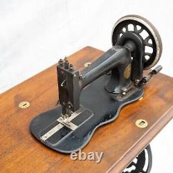 Antique 1882 Singer Model 12 Treadle Sewing Table Machine Gorgeous Cabinet