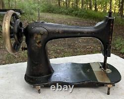 Antique 1888 VS2 Singer Treadle Sewing Machine Fiddle Base Original