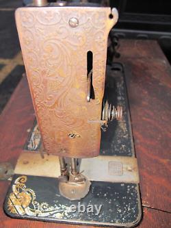 Antique 1891 Singer Treadle Sewing Machine 7 Drawer Oak Table #L1057018