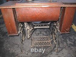 Antique 1891 Singer Treadle Sewing Machine 7 Drawer Oak Table #L1057018