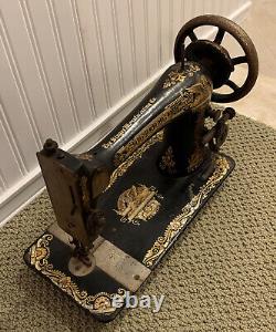 Antique 1892 Singer Sewing Machine Cast Iron Hand Cranked Manual Rare Find LOOK