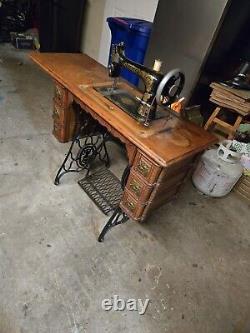 Antique 1894 Singer Sewing Machine Great Working Condition Rare