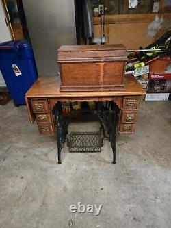 Antique 1894 Singer Sewing Machine Great Working Condition Rare