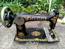 Antique 1901 Singer Model 27 Sewing Machine Gingerbread Tiffany Decals Working