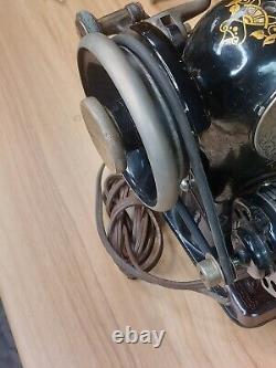 Antique 1901 Singer Treadle Sewing Machine Head #27 Sphinx Motorized with Case