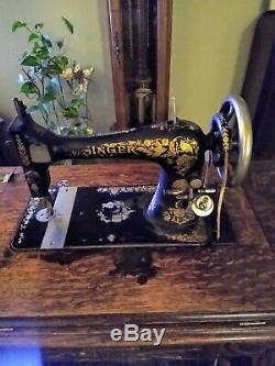 Antique 1904 B Serial Model 27 Singer Sewing Machine No. 5 Cabinet Puzzle Box