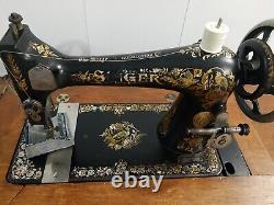 Antique 1906 Singer Sewing Machine, Tested And Working