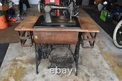 Antique 1910 Singer Treadle Sewing Machine in Wood Cabinet Red Eye Model