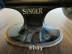Antique 1914 Singer Model 20 Sewhandy Child's Sewing Machine