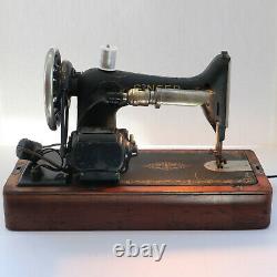 Antique 1918 Singer 99 Electric Portable Sewing Machine & Bentwood Case