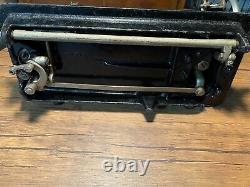 Antique 1918 Singer Sewing Machine