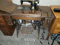Antique 1920 Singer 15K sewing machine Head with tiffany decals rare Collectable