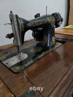 Antique 1920 Singer 15K sewing machine Head with tiffany decals rare Collectable