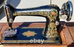 Antique 1920 Singer Red Eye Treadle Sewing Machine (witho cabinet)