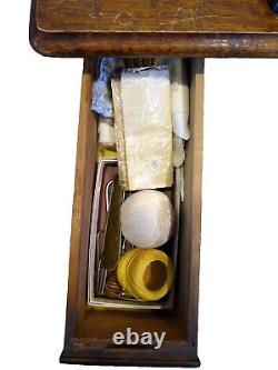 Antique 1920 Singer Treadle Sewing Machine 7 drawer cabinet Model 66 BUILT 1911
