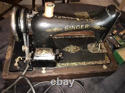 Antique 1922 Singer Sewing Machine #99 Works Original/Bentwood Case/Knee Control