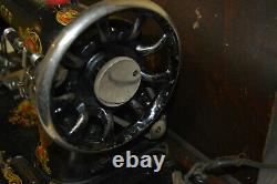 Antique 1925 Vintage SINGER Model 128 Sewing Machine Bentwood case AA281411