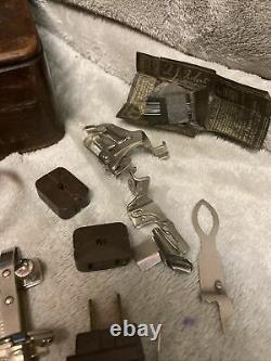 Antique 1927 Singer Sewing Machine NICE industrial With accessories? AB 920882