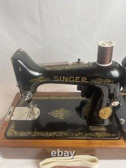 Antique 1928 Singer 99 Sewing Machine With Case/key Leg Bar