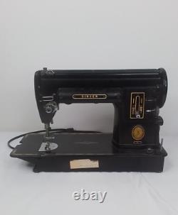 Antique 1940s Singer 301 Slant Needle Sewing Machine #J2285