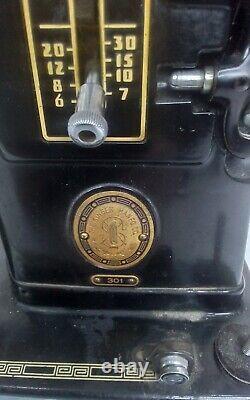 Antique 1940s Singer 301 Slant Needle Sewing Machine #J2285