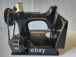 Antique 1950 Singer Featherweight 221-1 Sewing Machine AJ781-796